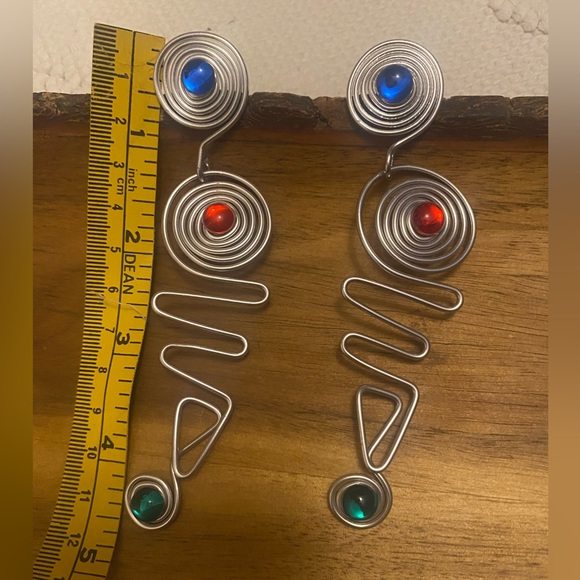 Retro Jewelled Dangle Earrings - Picture 2 of 3